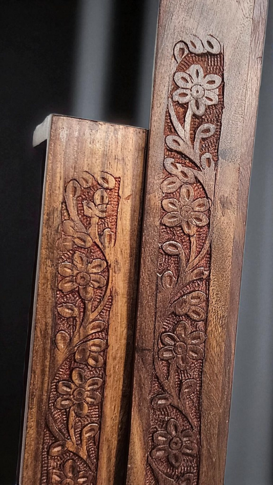 Premium Sheesham Wood Serving Tray with Intricate Border Carving – Handcrafted Elegance | Lakdibaazaar