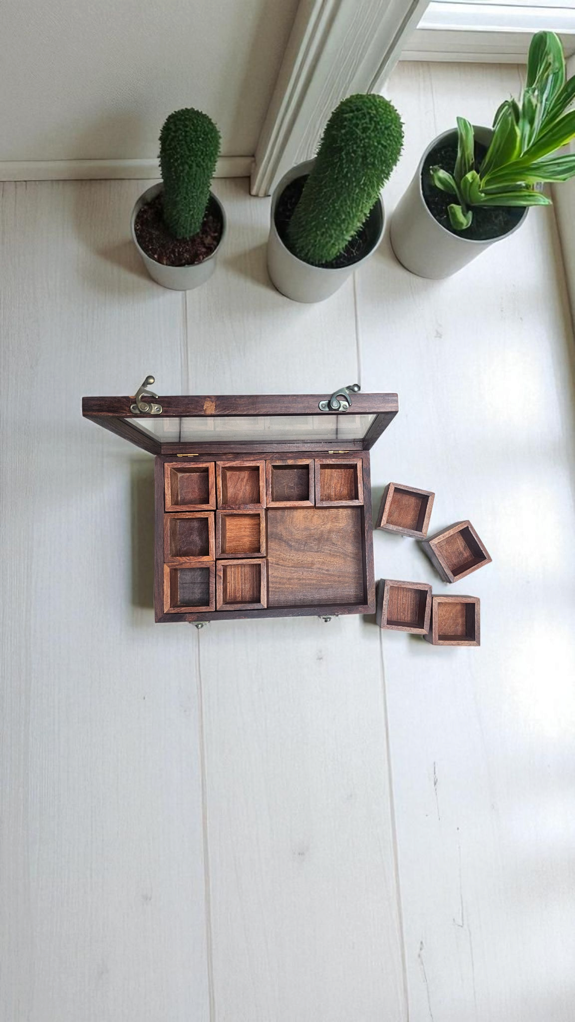 Handcrafted Sheesham Wood Spice Box with Glass Lid – 12 Compartment Masala Organizer